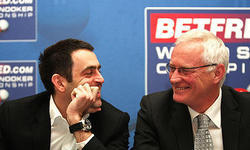 Ronnie-OSullivan-left-and-002 za 2.jpg