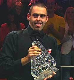 ronnie-trophy1.jpg