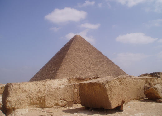 Pyramidy v Gize